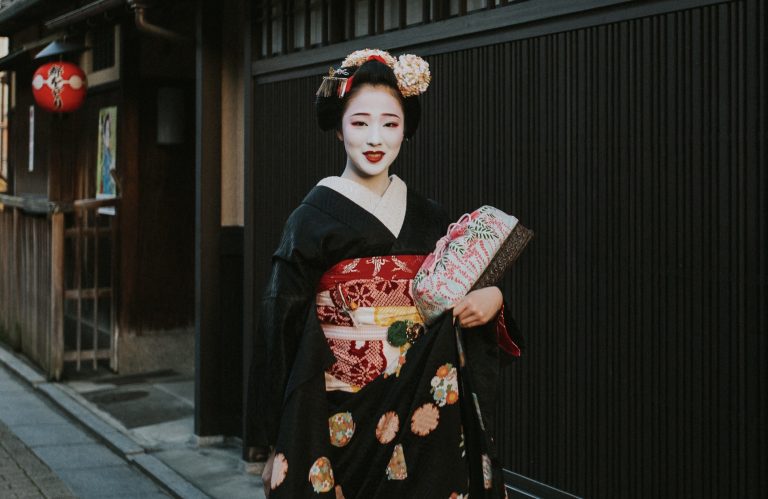 舞妓｜Maiko│Learn Japanese with Dr G